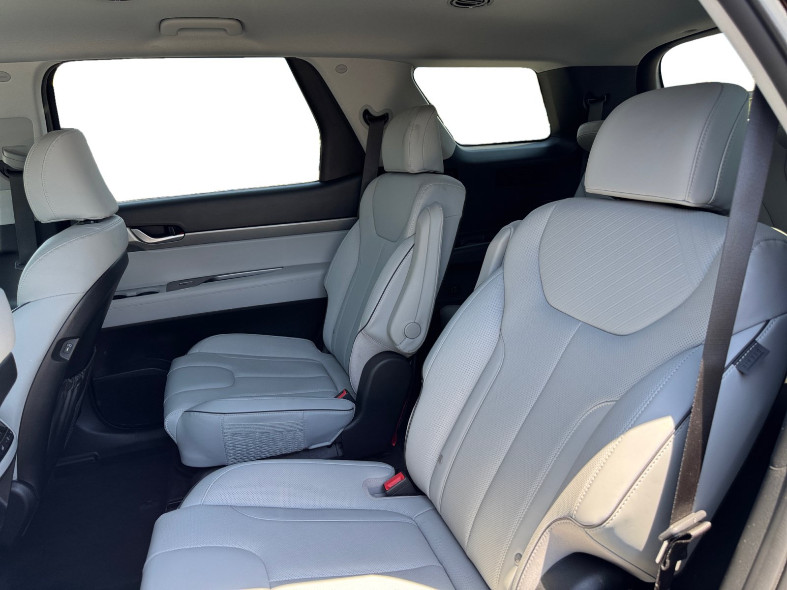 Used 2025 Hyundai Palisade SEL AWD/4WD image 13