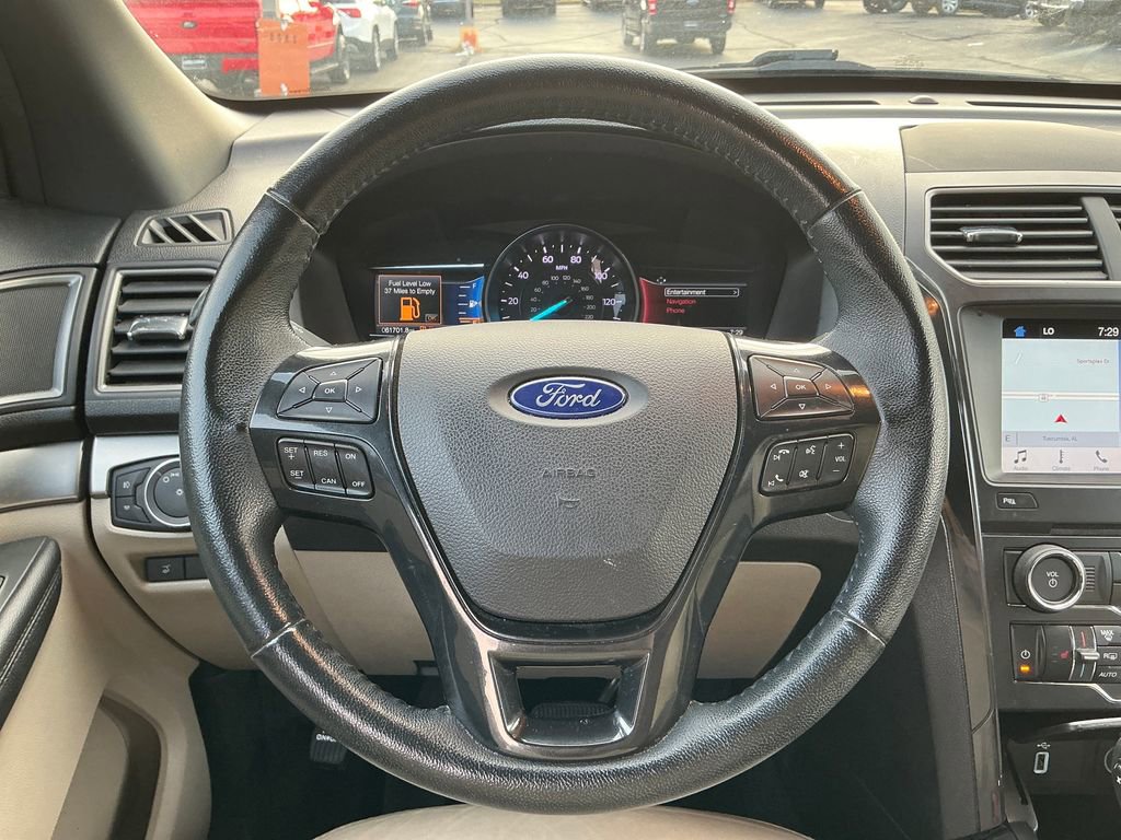 Used 2018 Ford Explorer XLT w/ Equipment Group 202A image 19