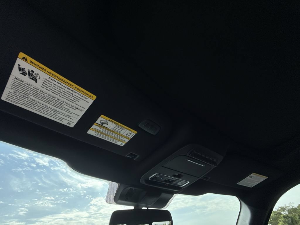 Used 2025 Ford F150 Raptor AWD/4WD image 25