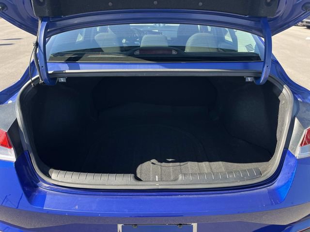 Certified 2022 Hyundai Elantra SEL w/ Convenience Package FWD image 11