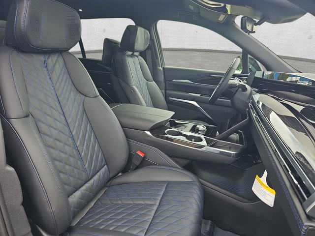 New 2026 Cadillac Escalade IQ Sport 1 w/ LPO, ONYX Package image 10