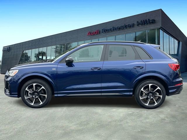Used 2025 Audi Q3 2.0T Premium Plus w/ Premium Plus Package AWD/4WD image 2
