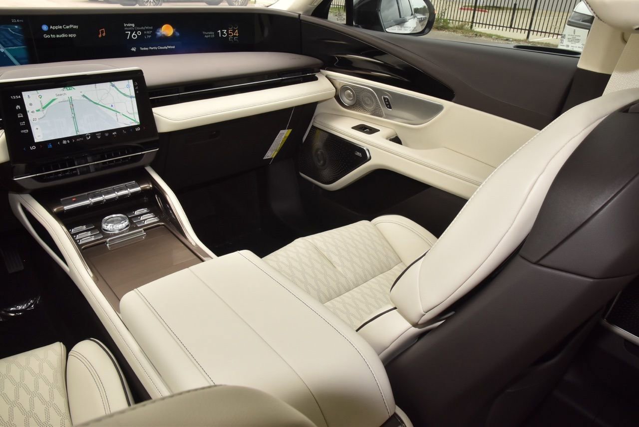 New 2026 Lincoln Nautilus Black Label AWD/4WD image 46