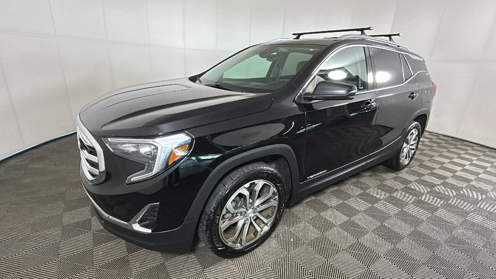 Used 2020 GMC Terrain SLT w/ Preferred Package AWD/4WD image 8