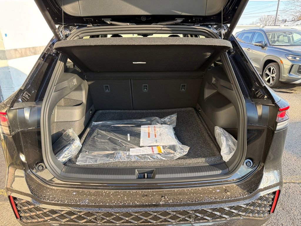 New 2026 Volkswagen Tiguan SEL R-Line image 26