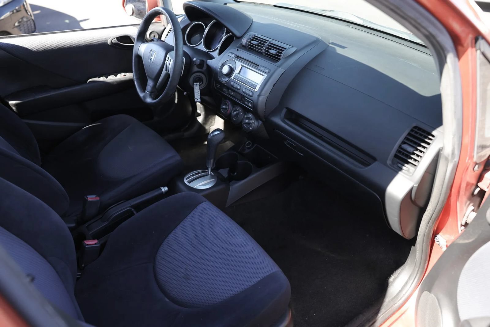 Used 2007 Honda Fit Sport image 25