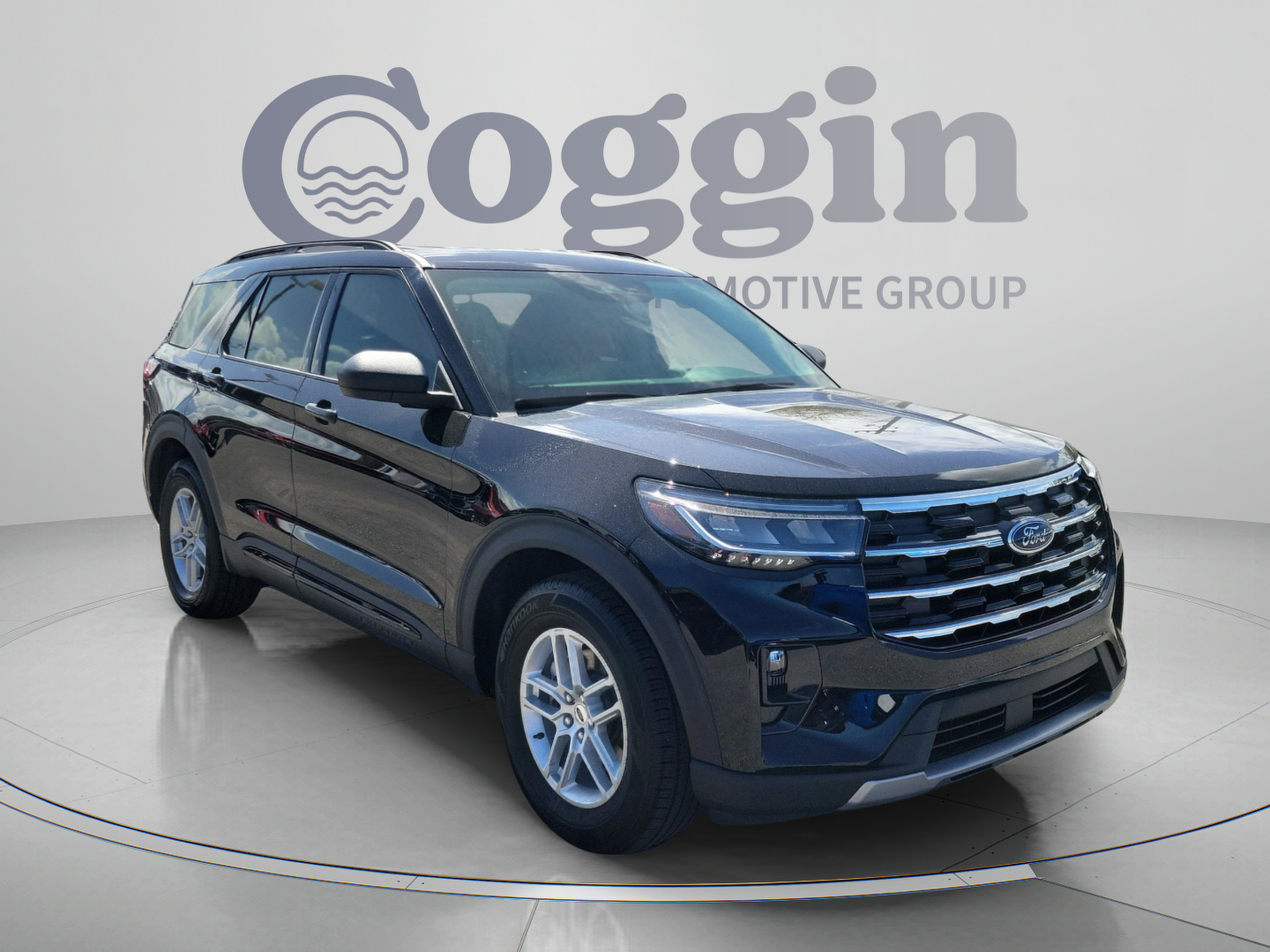 New 2026 Ford Explorer Active w/ Active Comfort Package RWD image 5