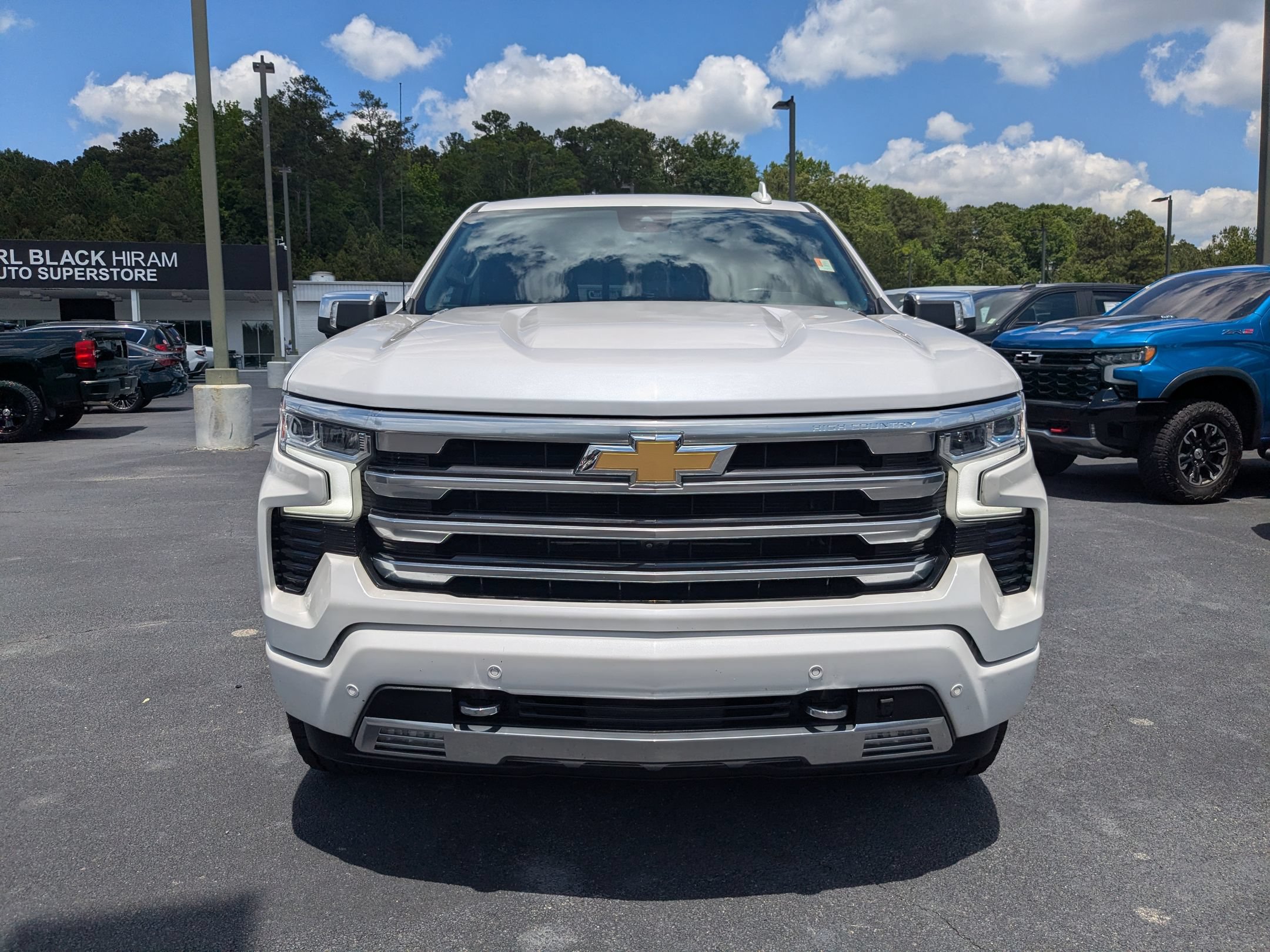 Used 2023 Chevrolet Silverado 1500 High Country AWD/4WD image 2