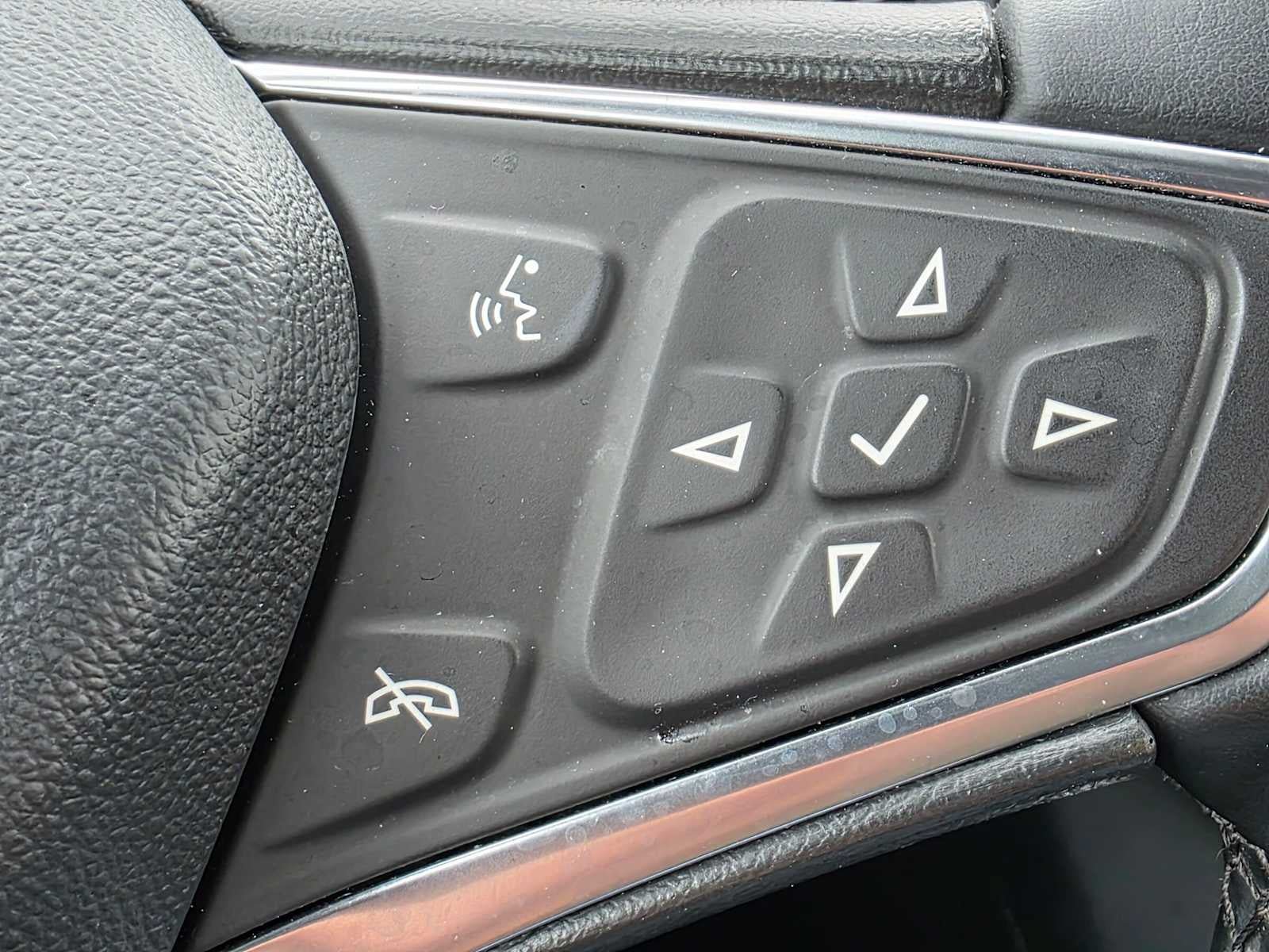 Used 2024 Chevrolet Equinox LT AWD/4WD image 31