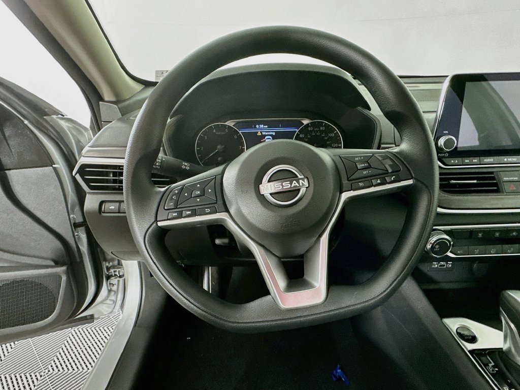 New 2026 Nissan Altima 2.5 SV AWD/4WD image 16