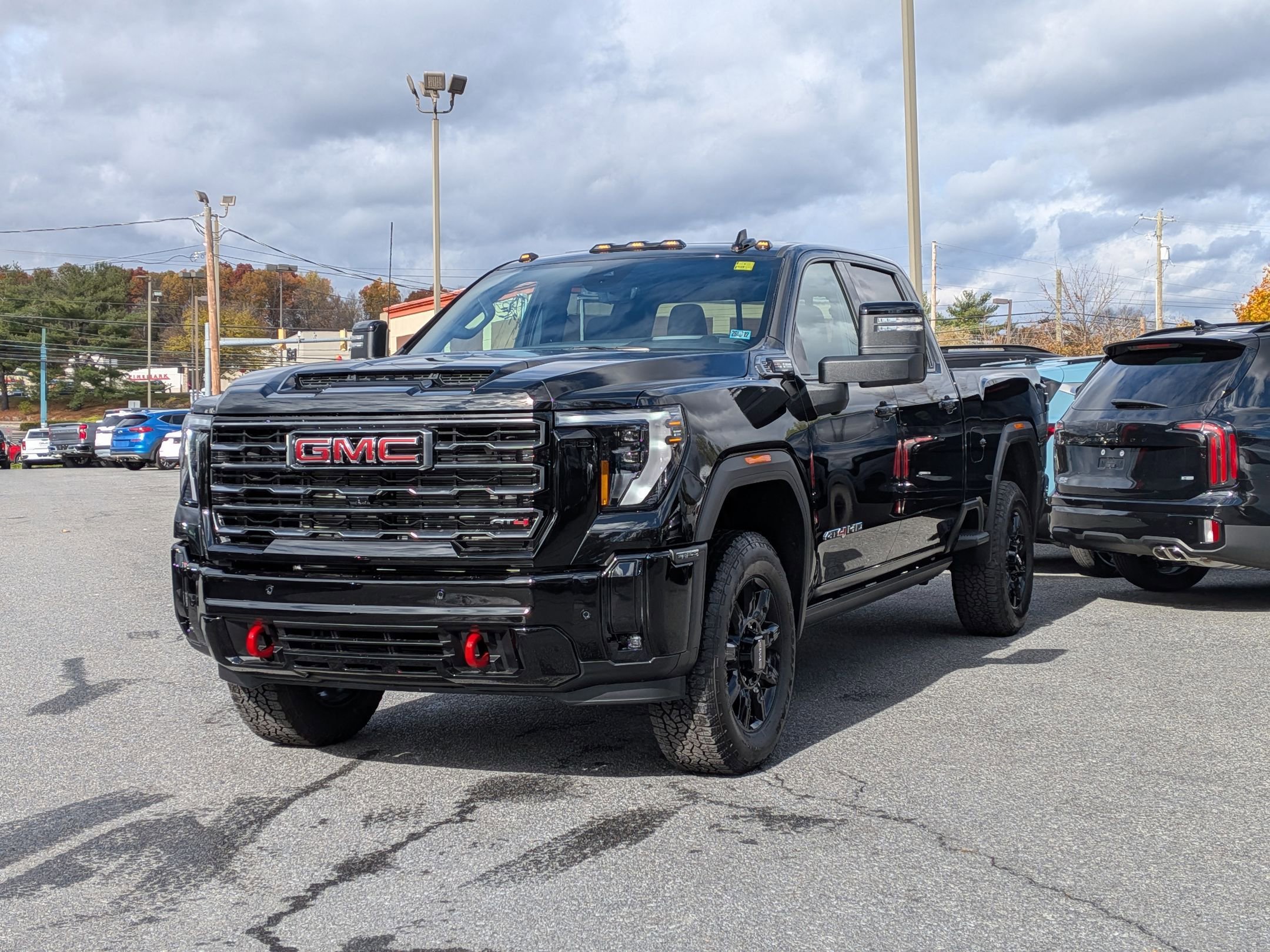 New 2026 GMC Sierra 2500 AT4 w/ AT4 Premium Plus Package image 3