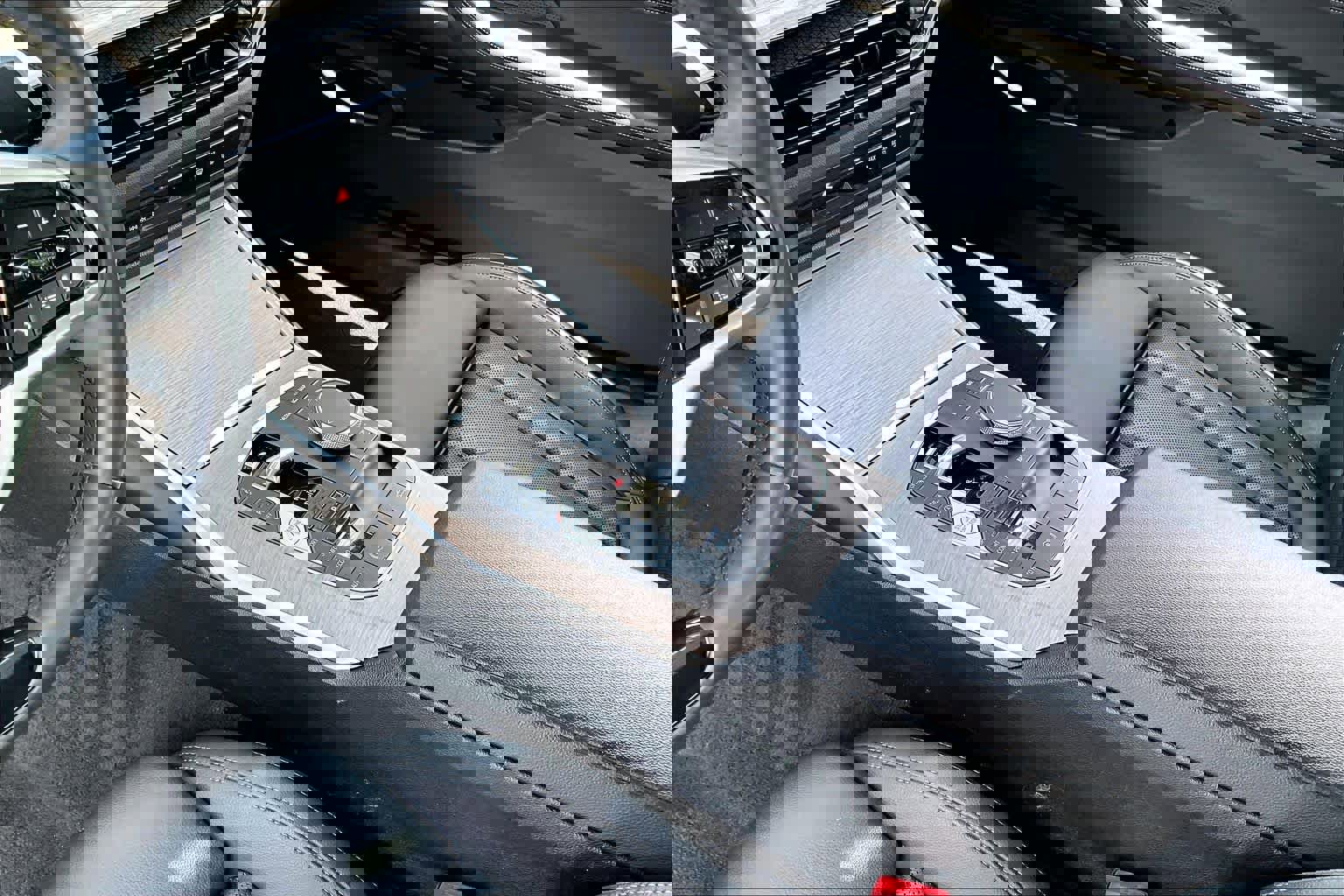 Used 2025 BMW 430i Convertible image 13