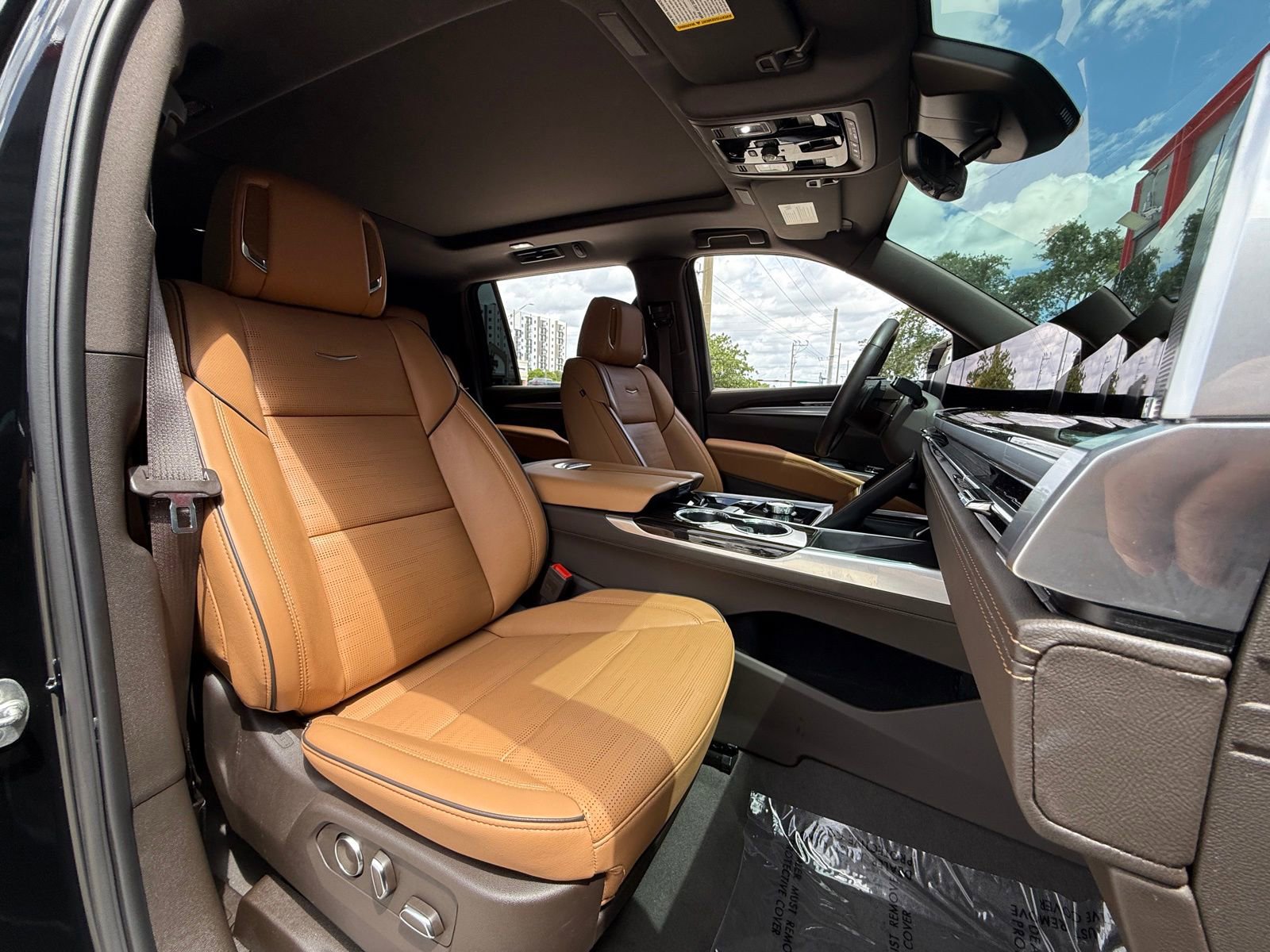 Used 2025 Cadillac Escalade ESV Premium Luxury w/ Touring Package AWD/4WD image 23