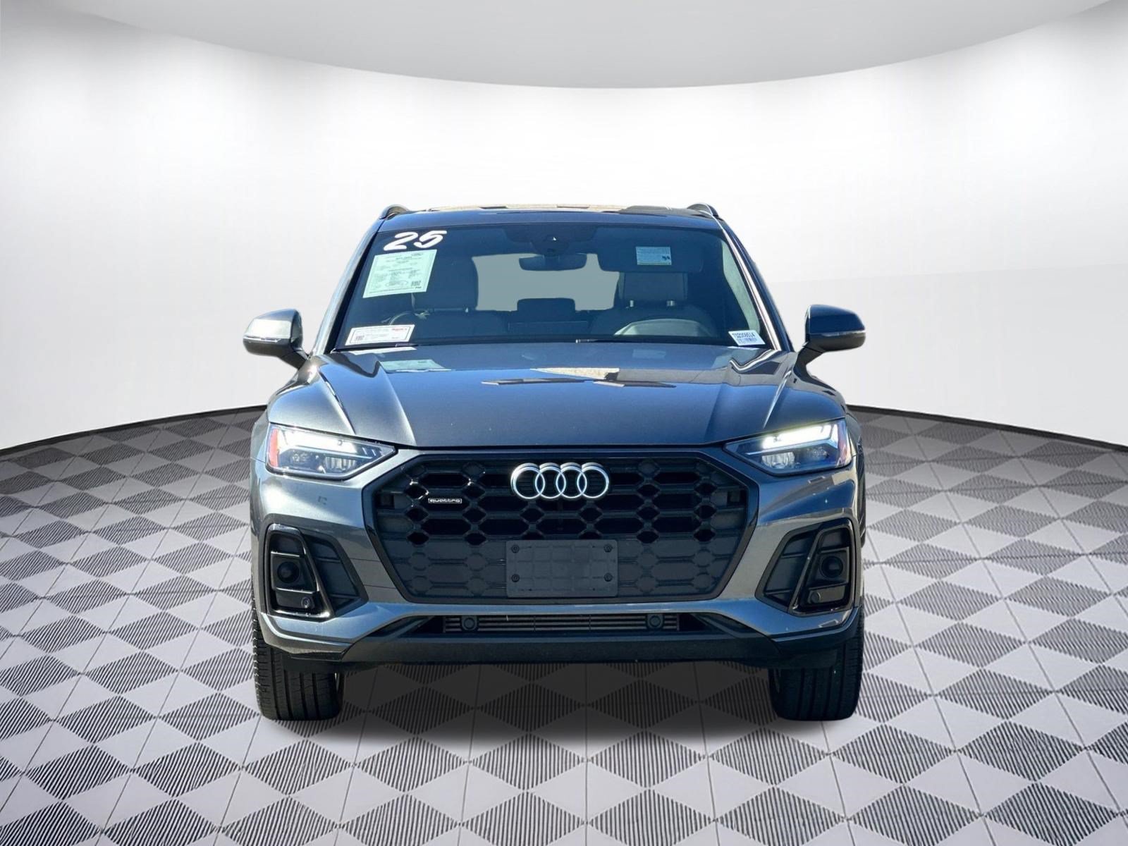 Used 2025 Audi Q5 2.0T Premium w/ Convenience Plus Package AWD/4WD image 5