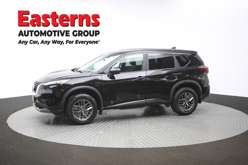 Used 2023 Nissan Rogue S AWD/4WD image 57