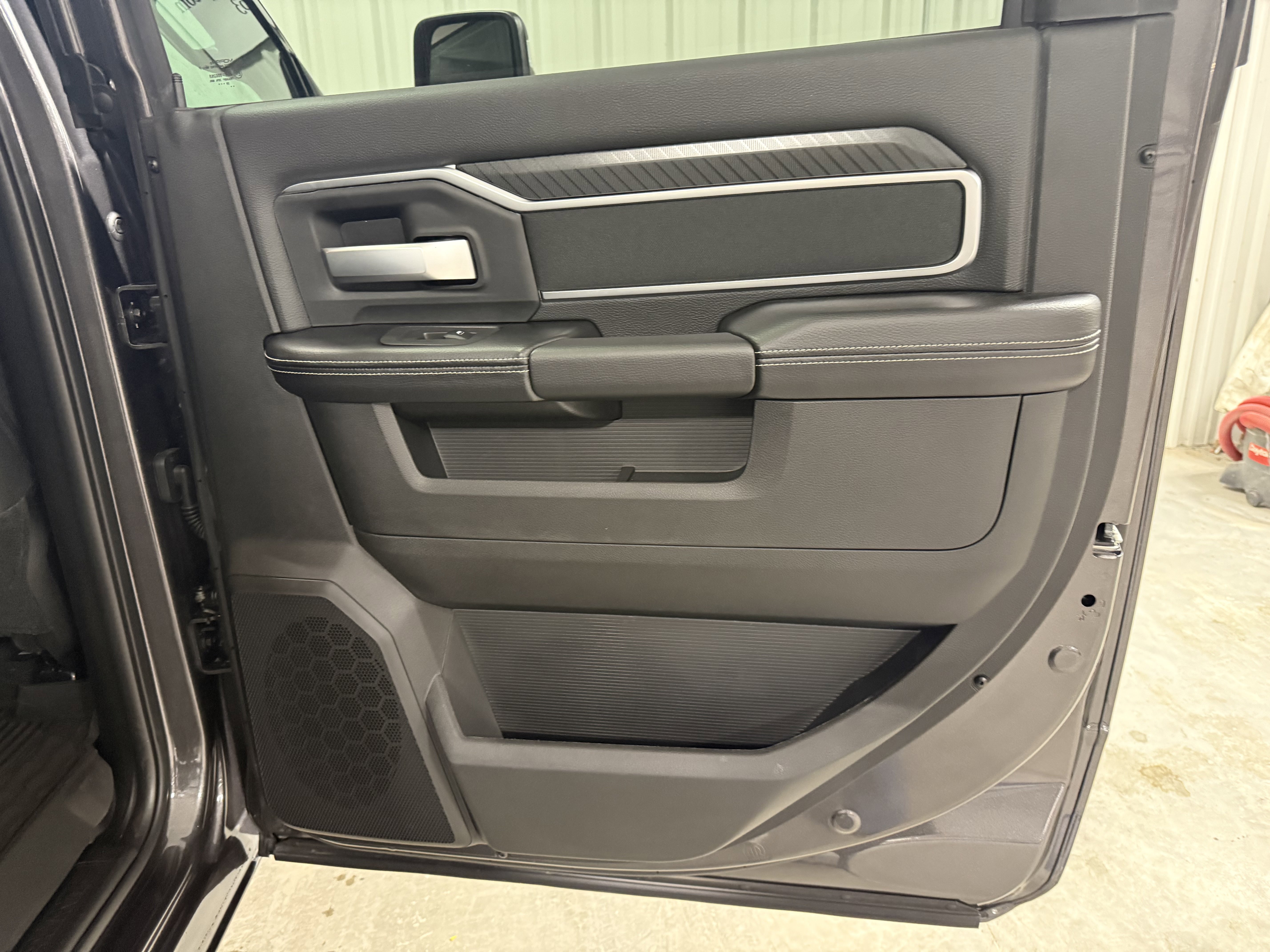 New 2026 RAM 2500 Big Horn AWD/4WD image 8