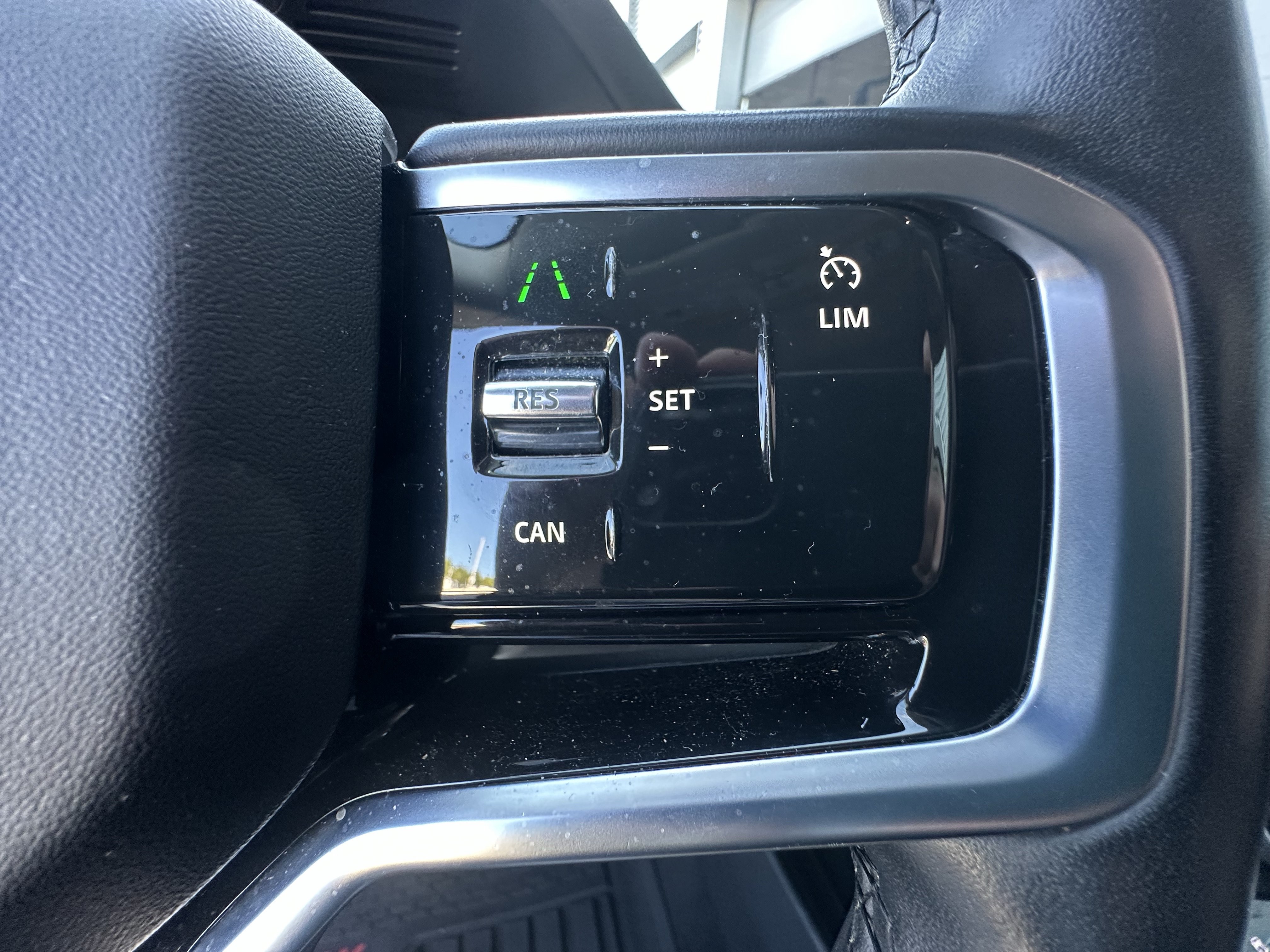 Certified 2022 Land Rover Range Rover Evoque SE AWD/4WD image 21
