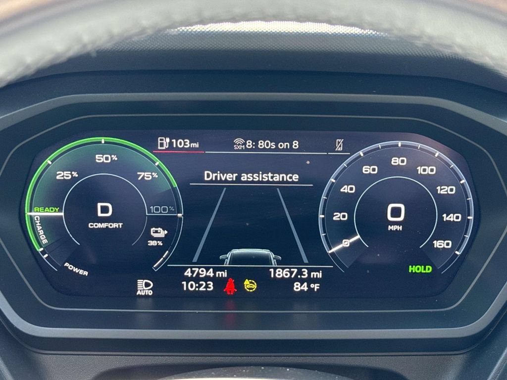 Used 2024 Audi Q4 e-tron Premium AWD/4WD image 8