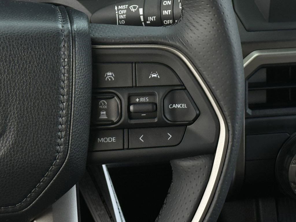 Used 2026 Toyota 4Runner SR5 image 15