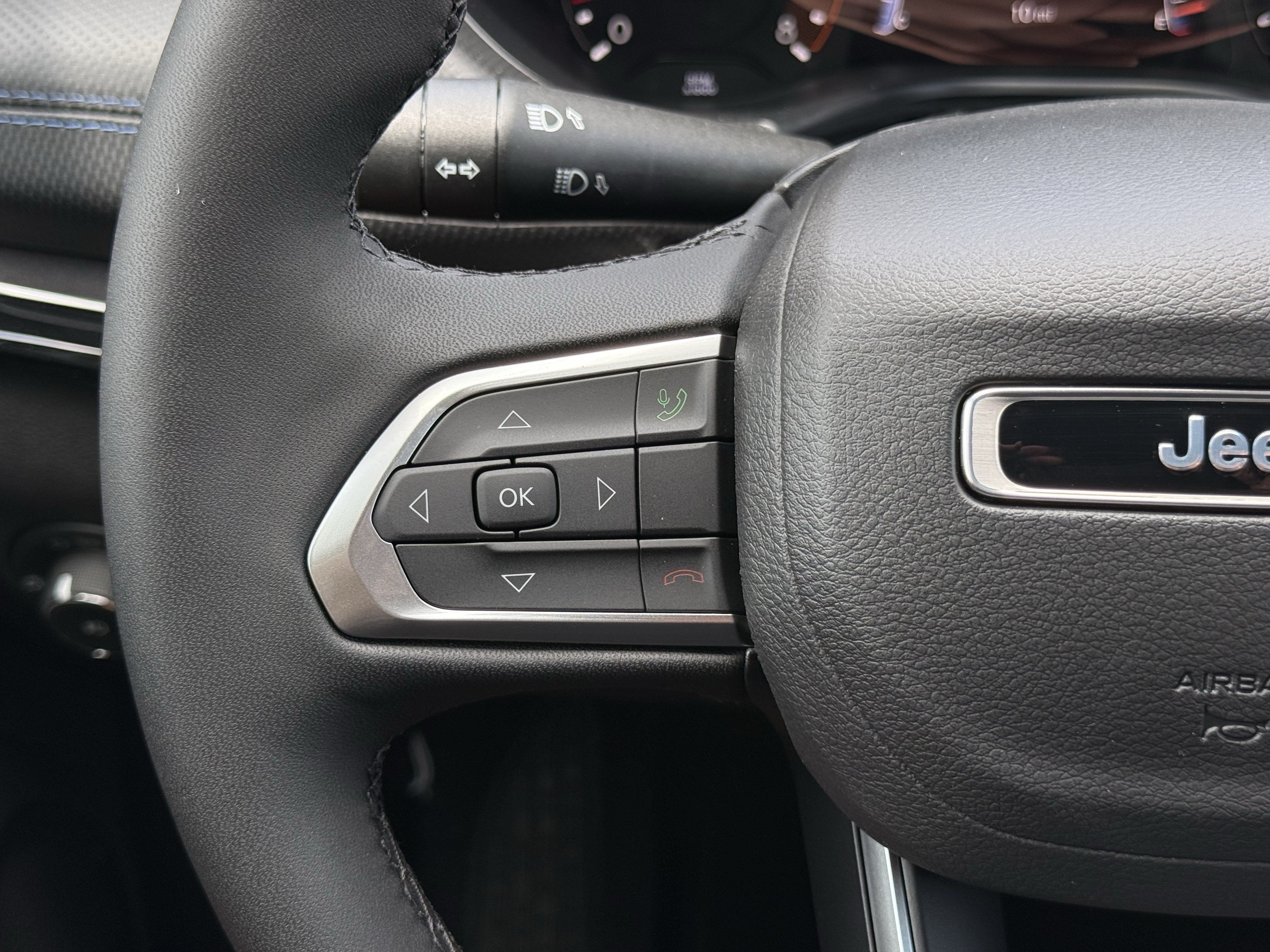 New 2026 Jeep Compass Latitude AWD/4WD image 18