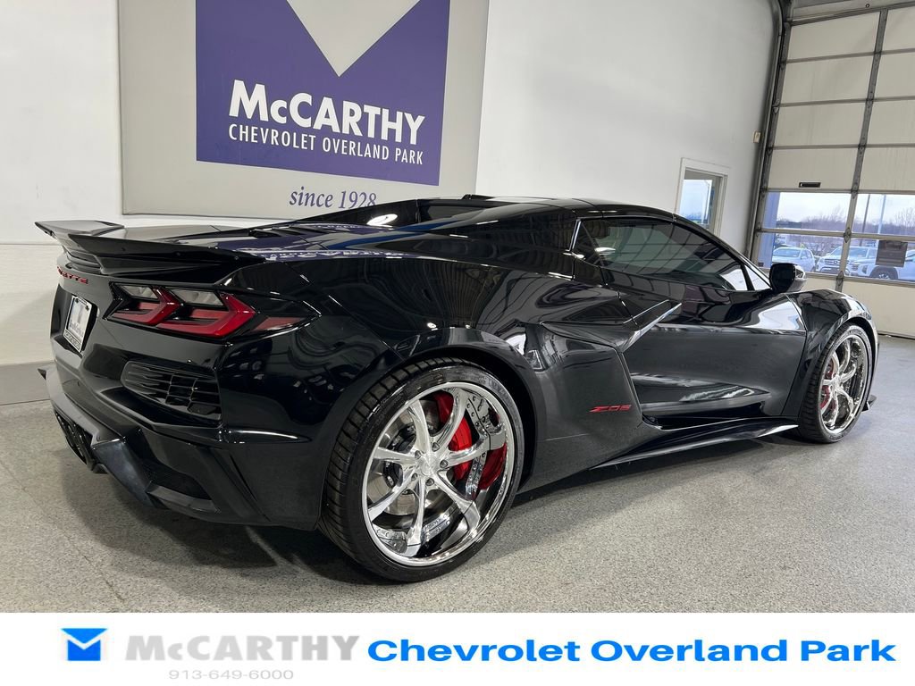 Used 2023 Chevrolet Corvette Z06 image 16