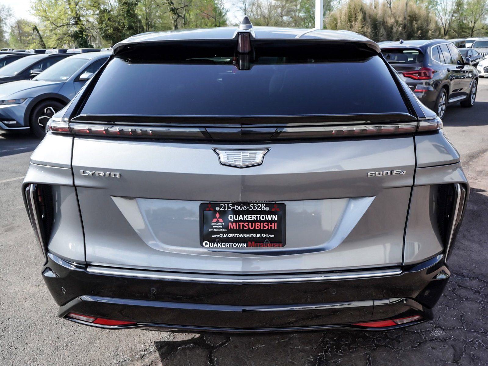 Used 2023 Cadillac Lyriq AWD image 5