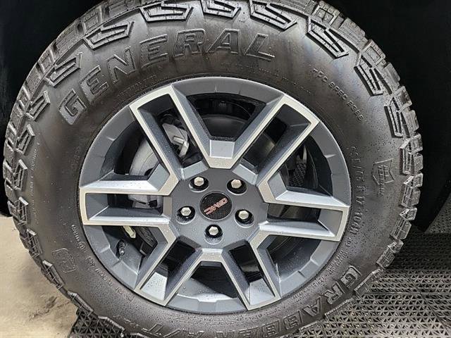 New 2026 GMC Terrain AT4 w/ Convenience Package III image 40