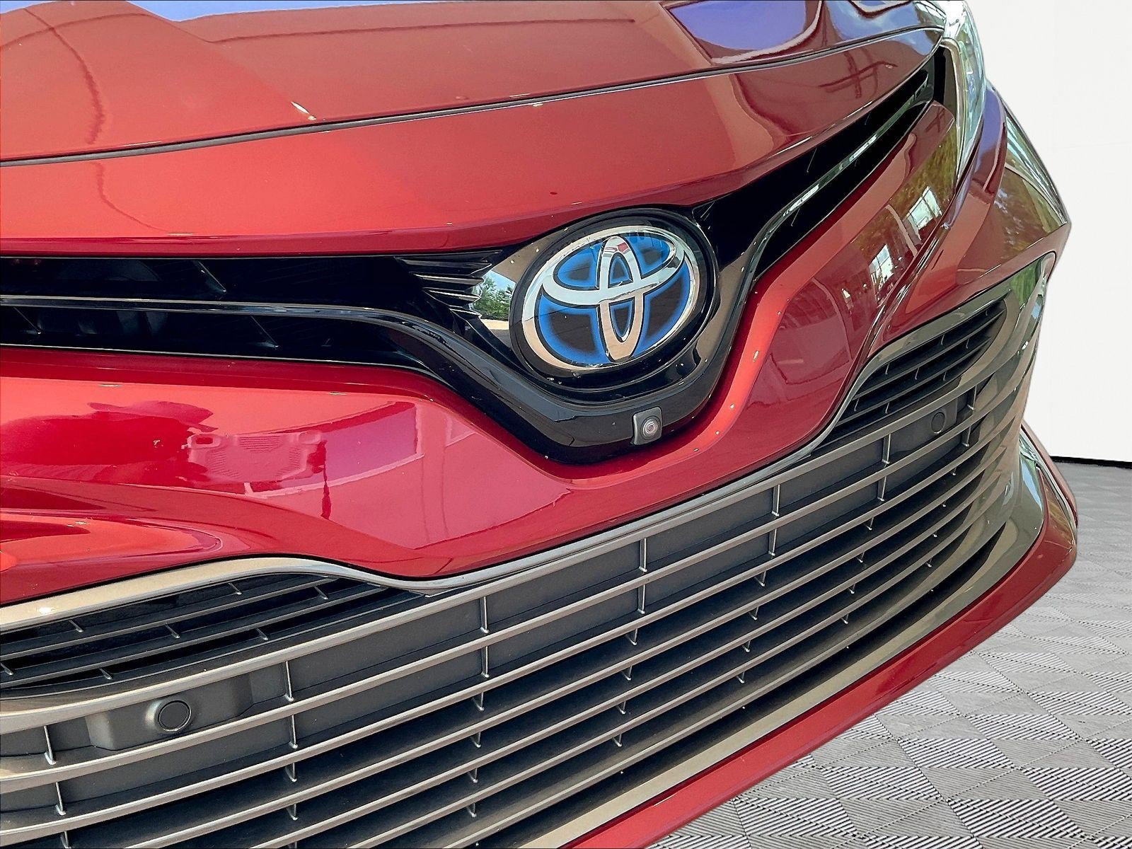 Used 2020 Toyota Camry XLE w/ Driver Assist Package FWD image 31