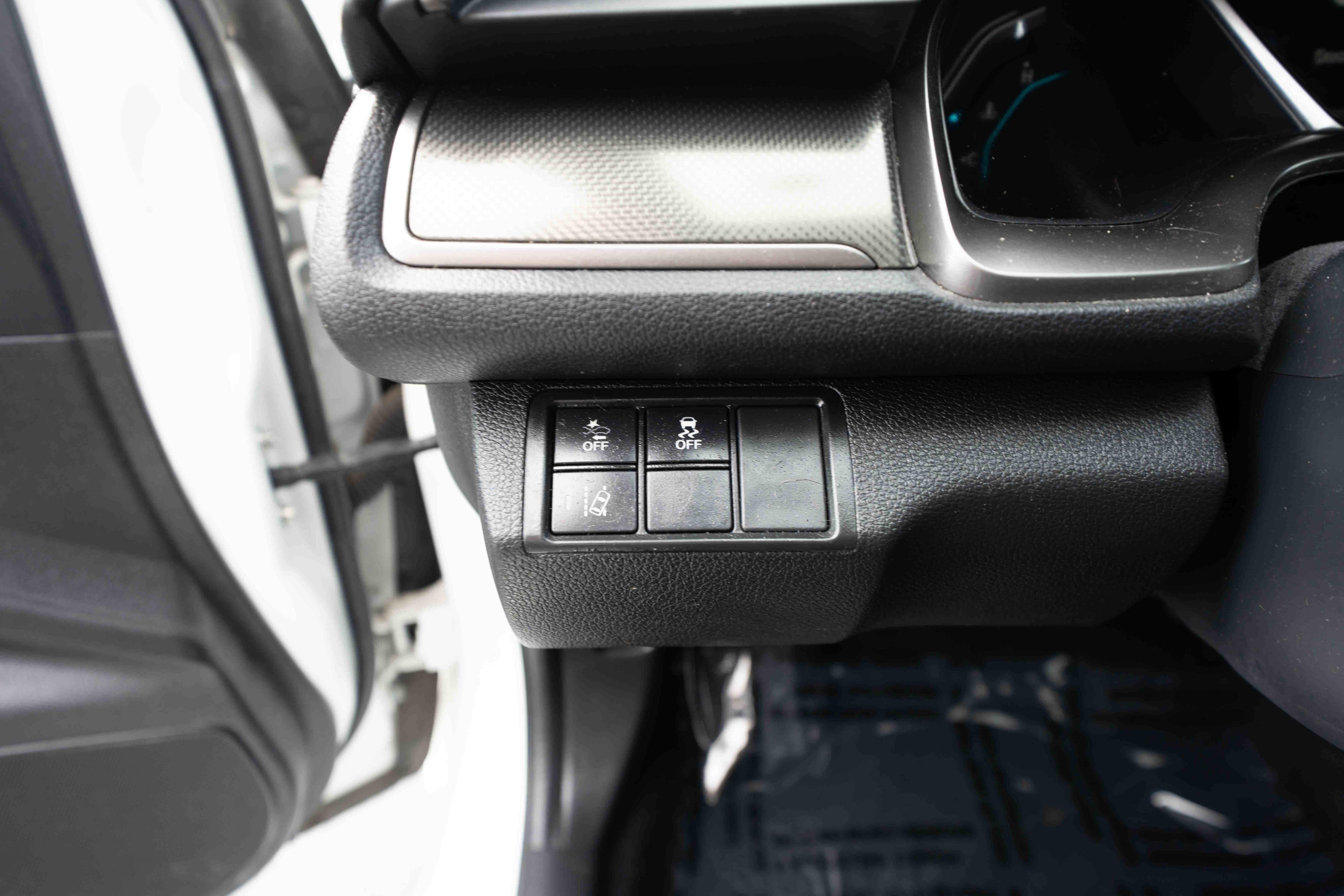 Used 2019 Honda Civic EX image 11
