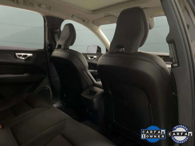 Used 2025 Volvo XC60 B5 Plus image 20