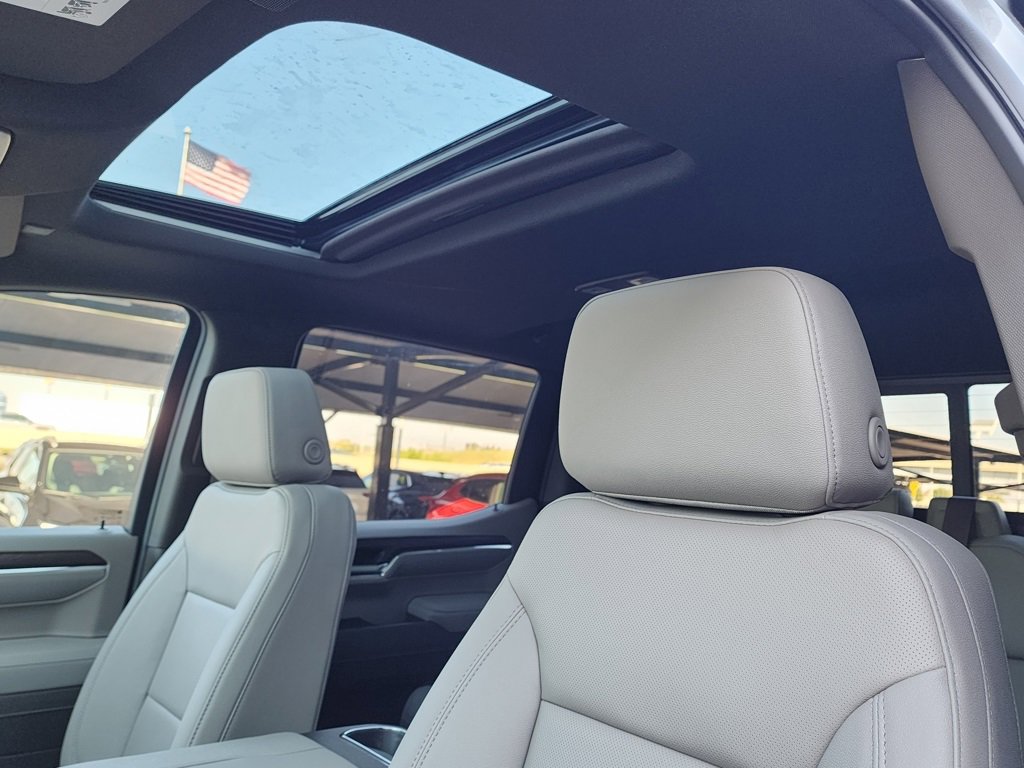 New 2026 GMC Sierra 1500 SLT w/ SLT Premium Plus Package image 18