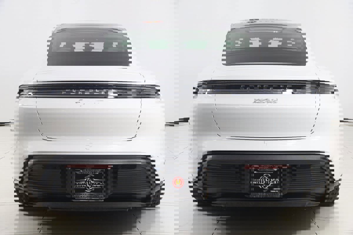 Used 2020 Porsche Taycan 4S image 59