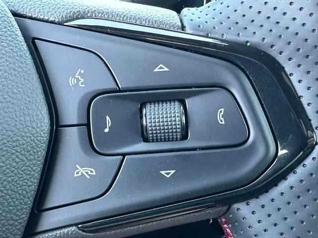 New 2026 Chevrolet Trax RS w/ Driver Confidence Package image 11