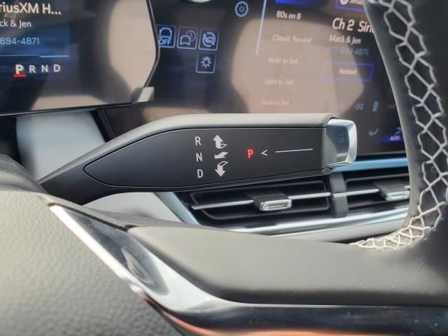 New 2026 Chevrolet Equinox EV LT image 24