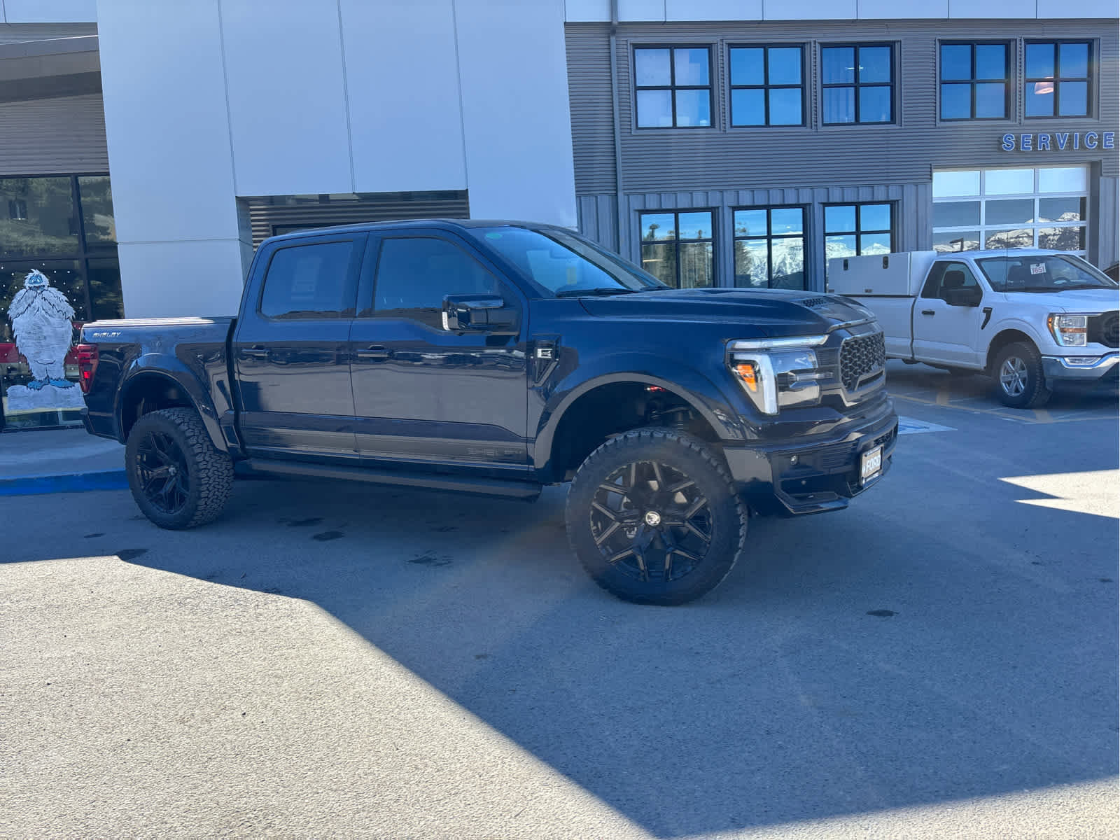 New 2025 Ford F150 Lariat w/ Equipment Group 502A High image 3