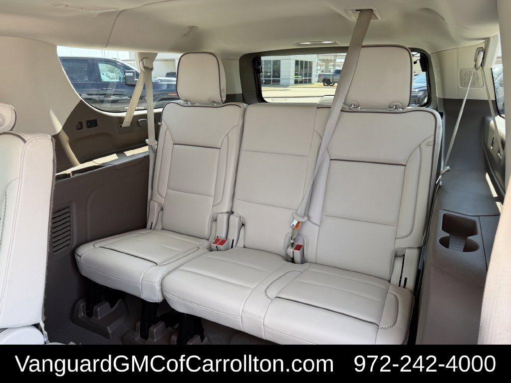 Used 2024 GMC Yukon XL Denali RWD image 33