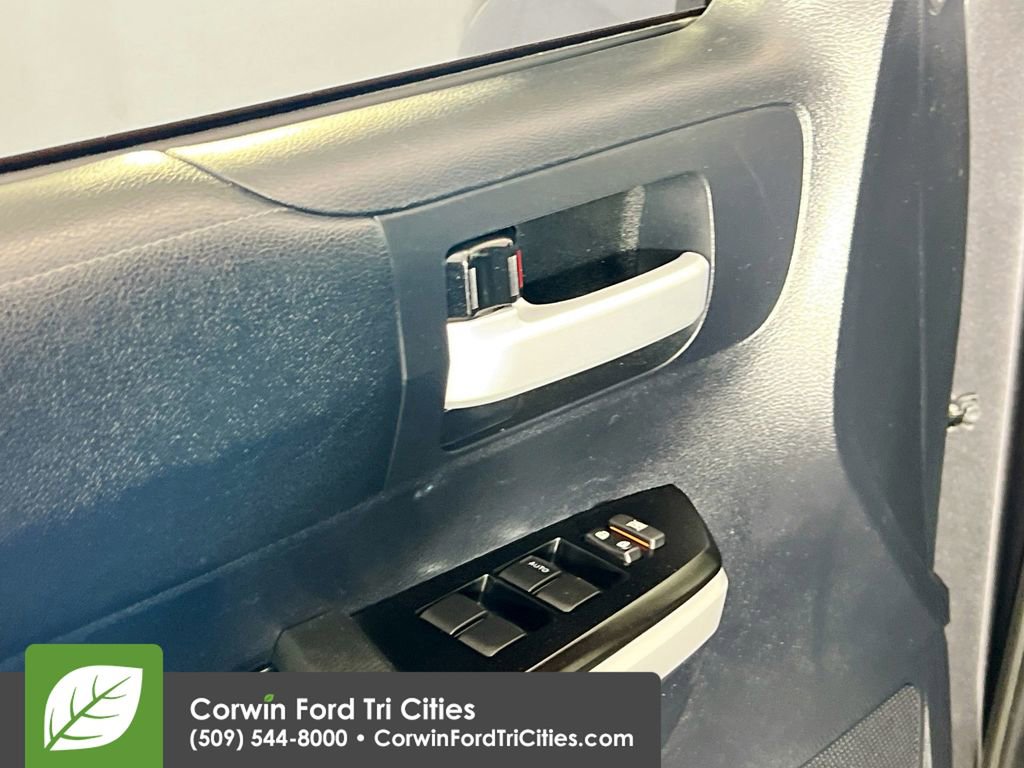 Used 2018 Toyota Tundra SR5 w/ SR5 Upgrade Package image 12