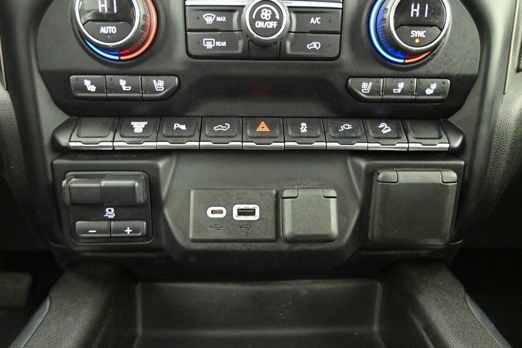 Used 2021 Chevrolet Silverado 2500 LTZ w/ LTZ Plus Package image 31