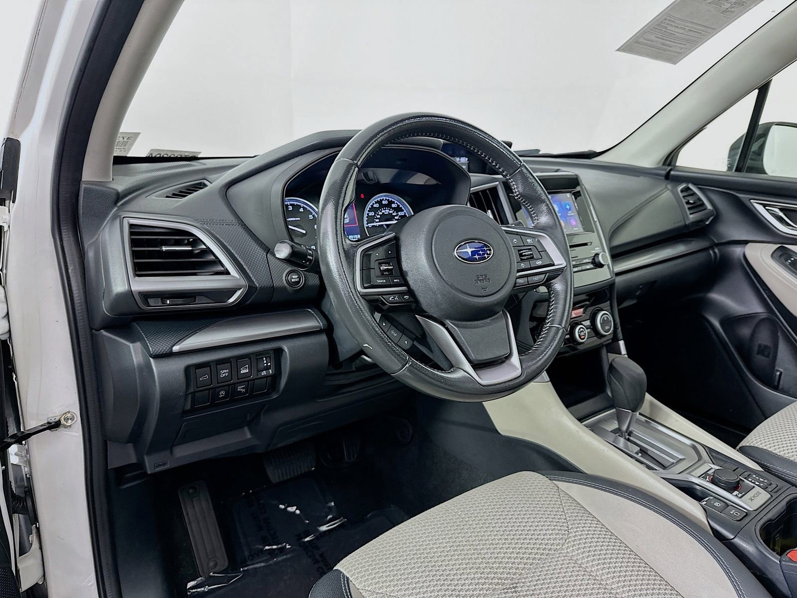 Used 2023 Subaru Forester Premium AWD/4WD image 9