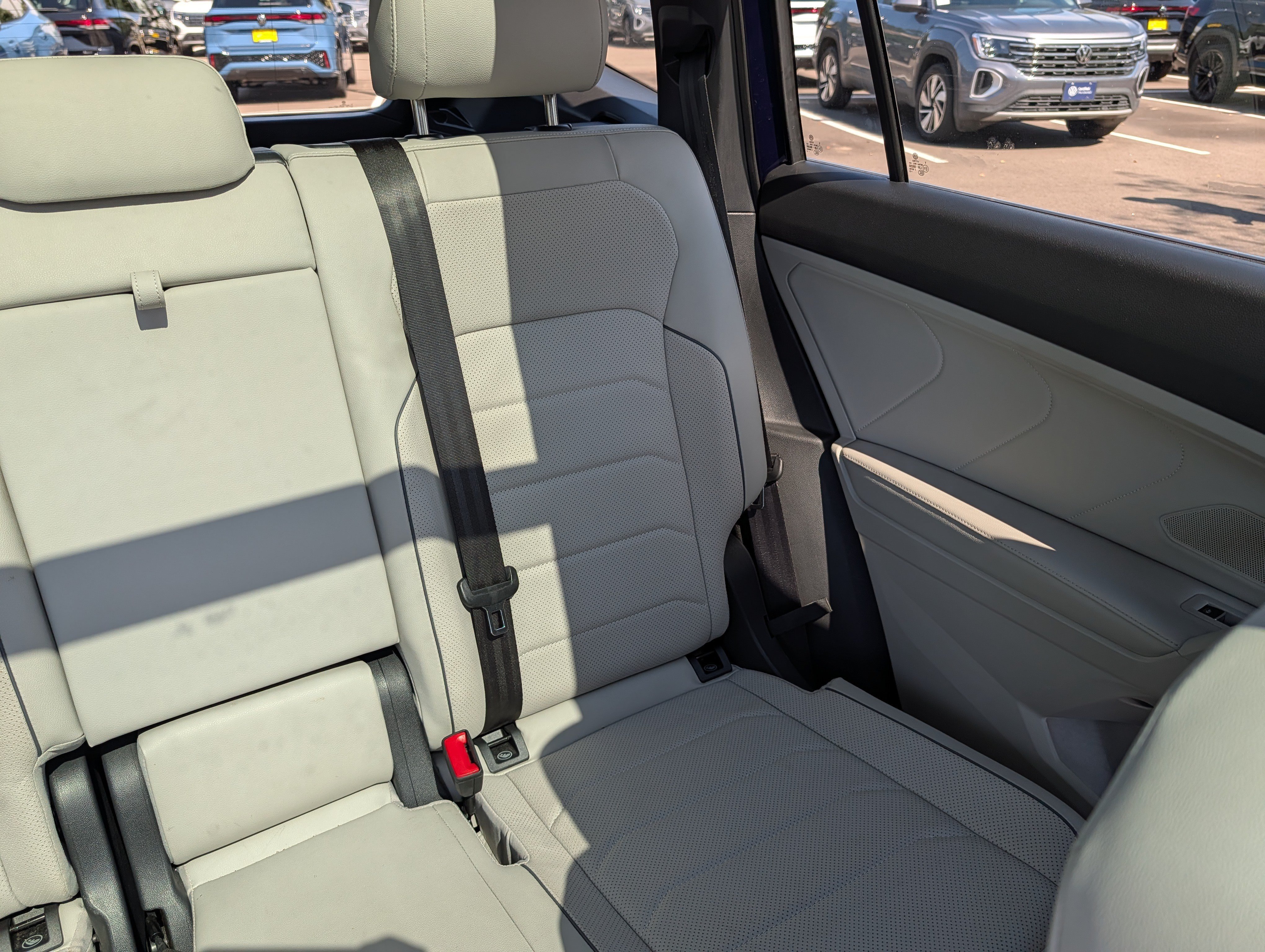 Certified 2023 Volkswagen Tiguan SEL R-Line AWD/4WD image 14