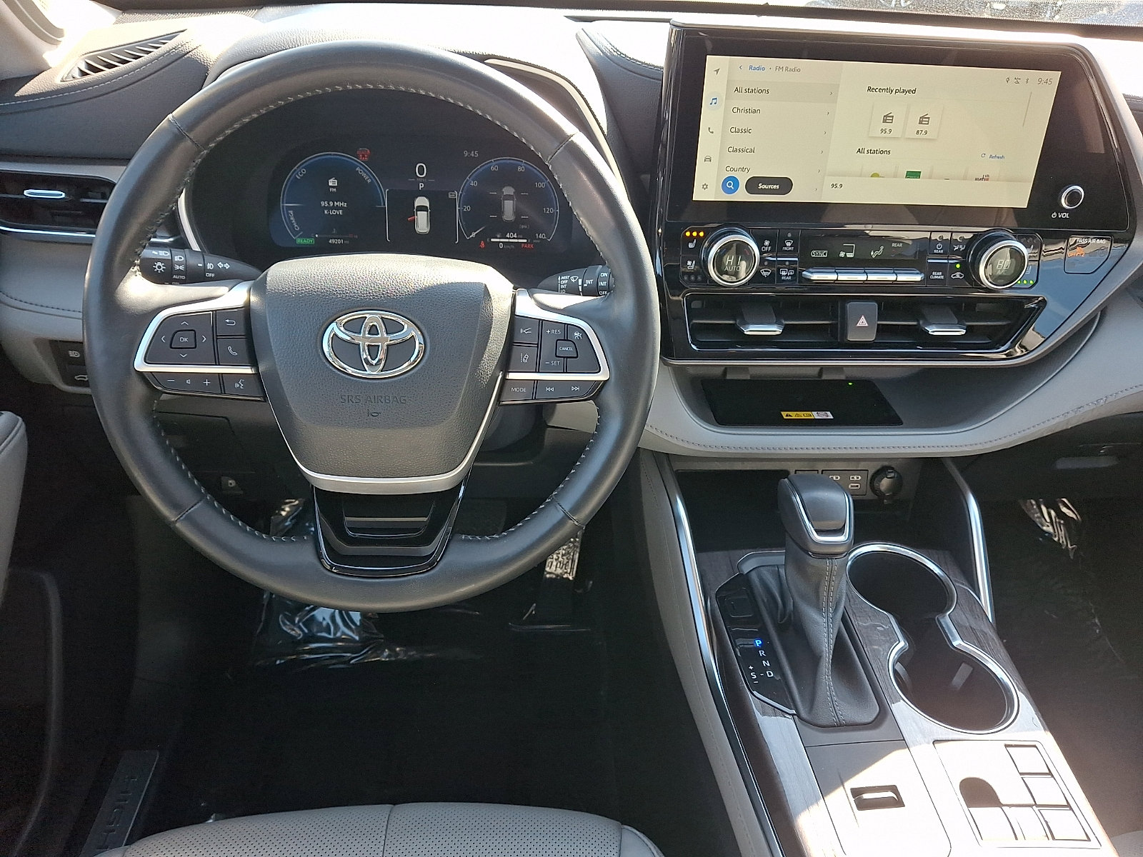 Used 2023 Toyota Highlander Limited image 10