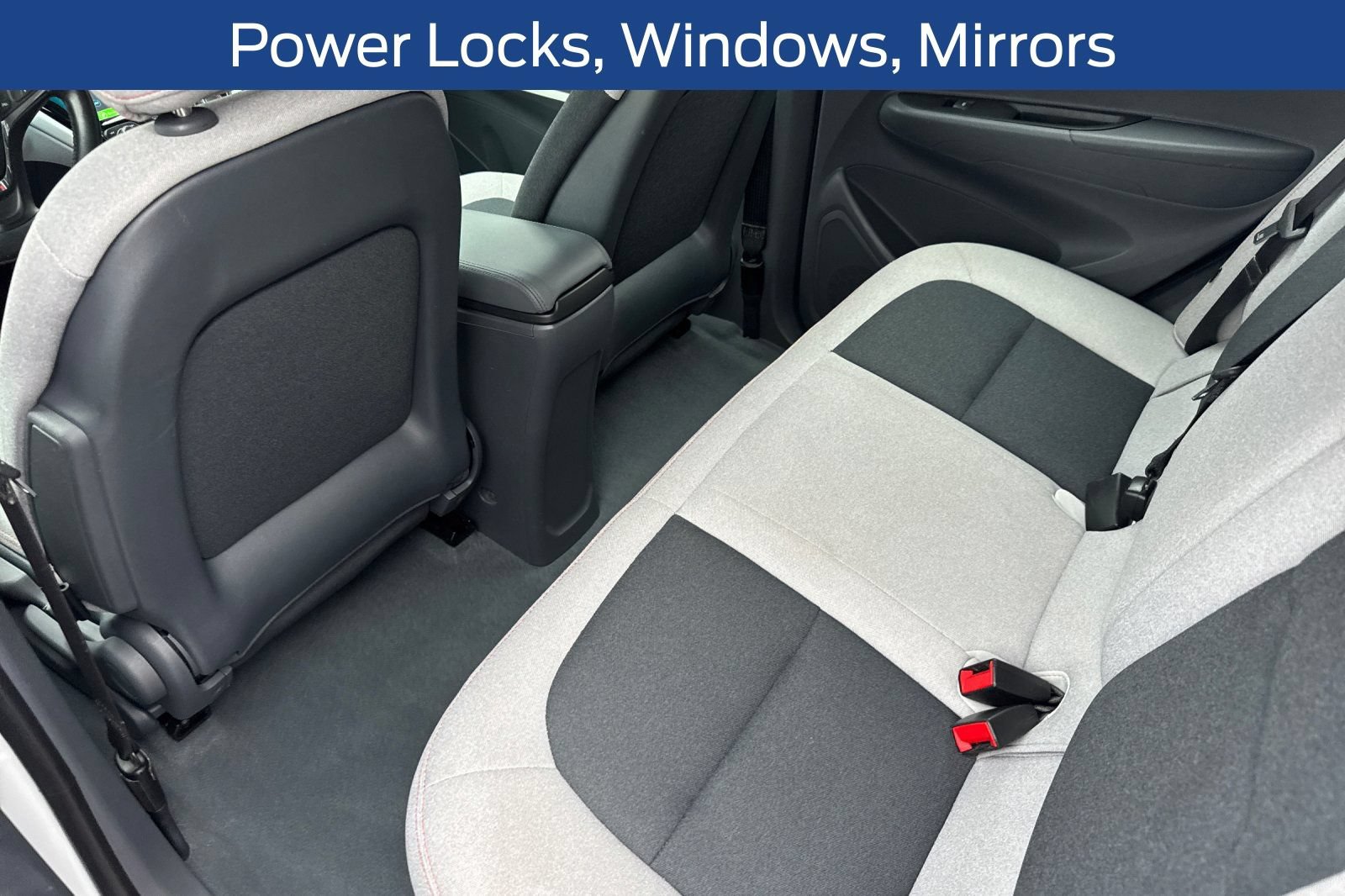 Used 2020 Chevrolet Bolt LT FWD image 16