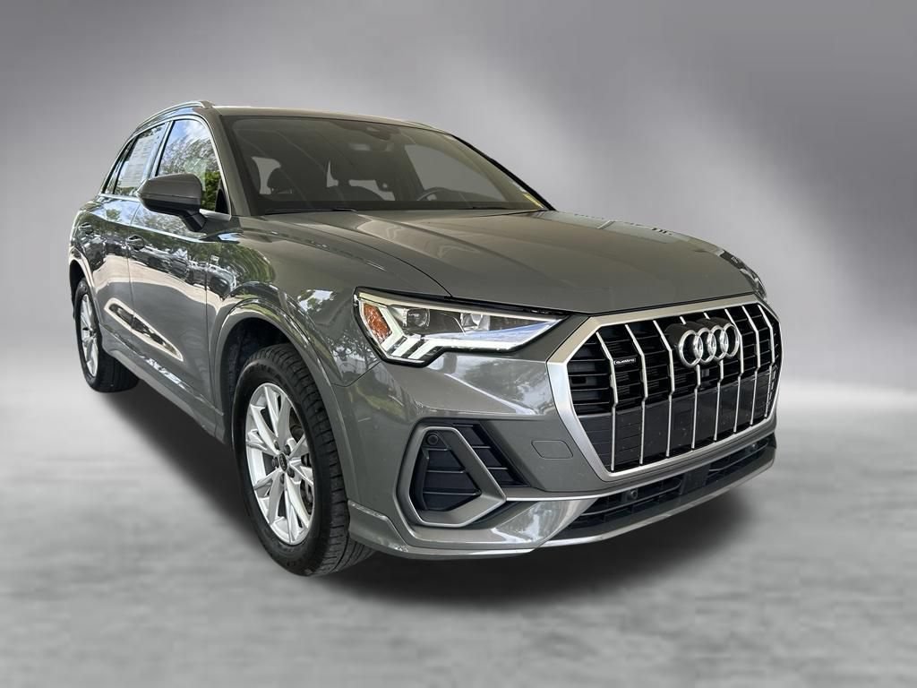 Used 2025 Audi Q3 2.0T Premium AWD/4WD image 2
