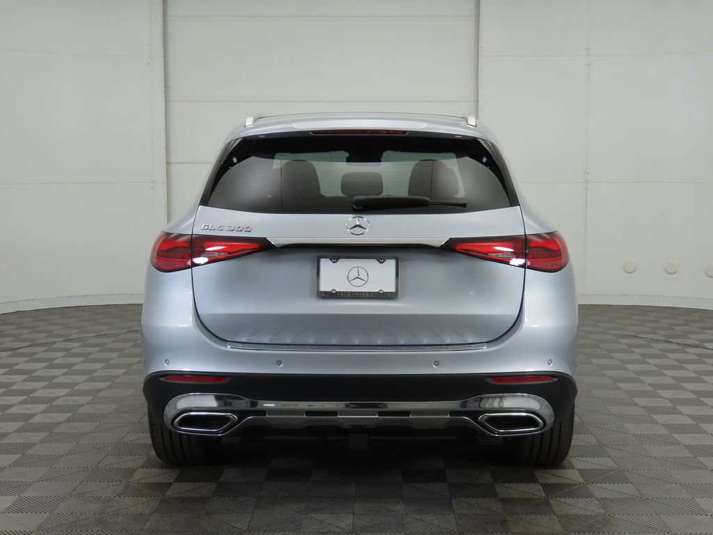 Certified 2025 Mercedes-Benz GLC 300 image 6