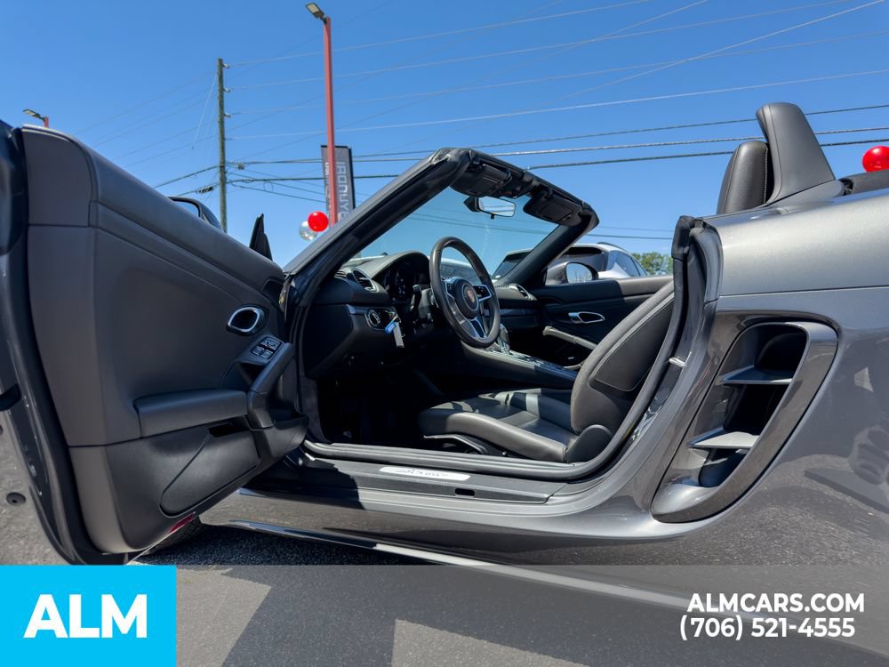 Used 2019 Porsche 718 Boxster RWD image 38