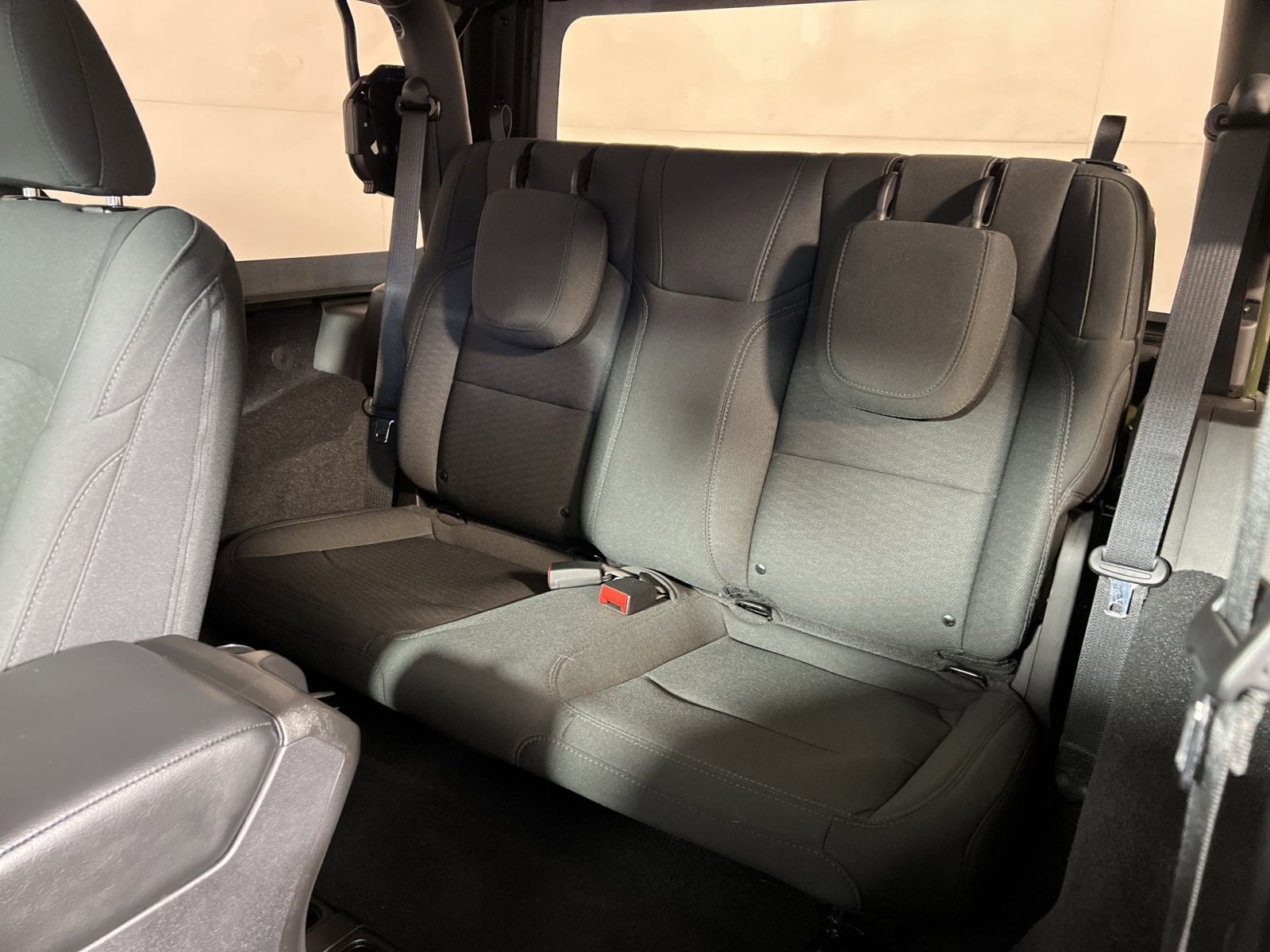 Used 2020 Jeep Wrangler Sport image 23