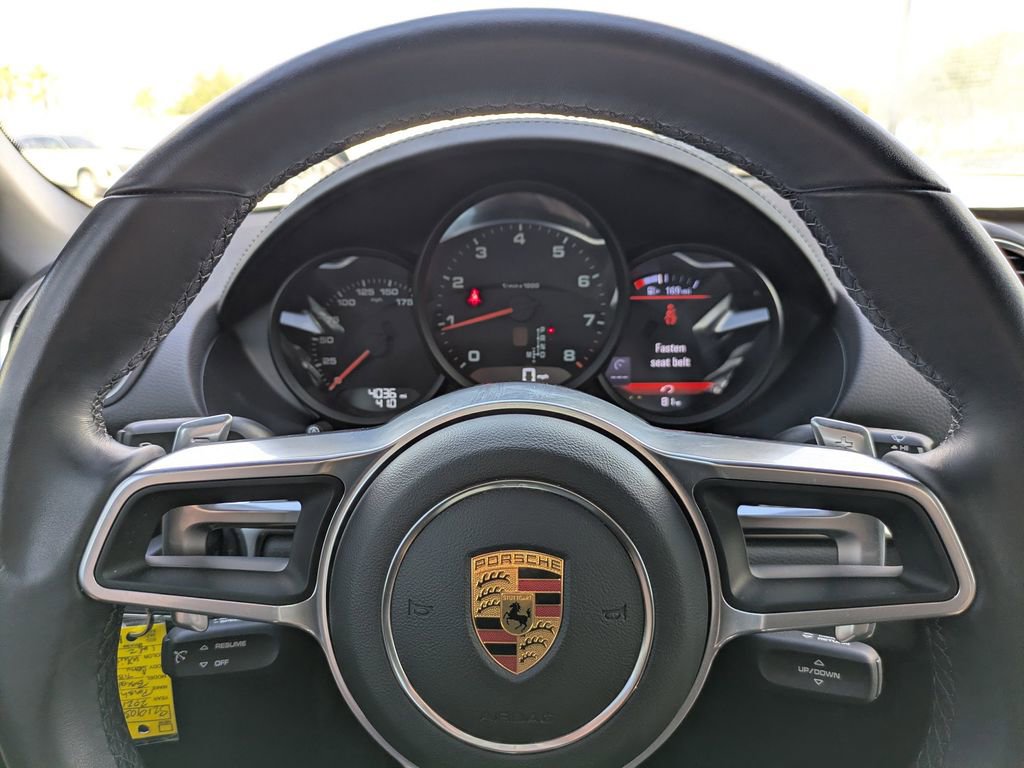 Used 2021 Porsche 718 Boxster image 23