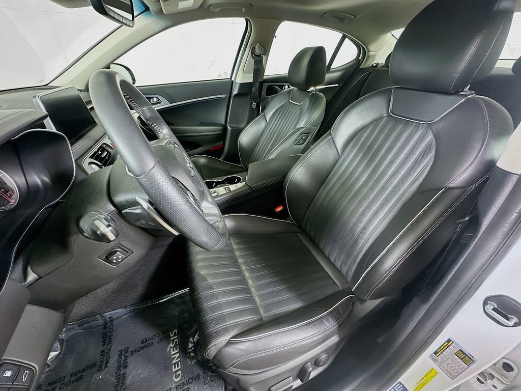 Used 2020 Genesis G70 2.0T w/ Elite Package AWD/4WD image 15