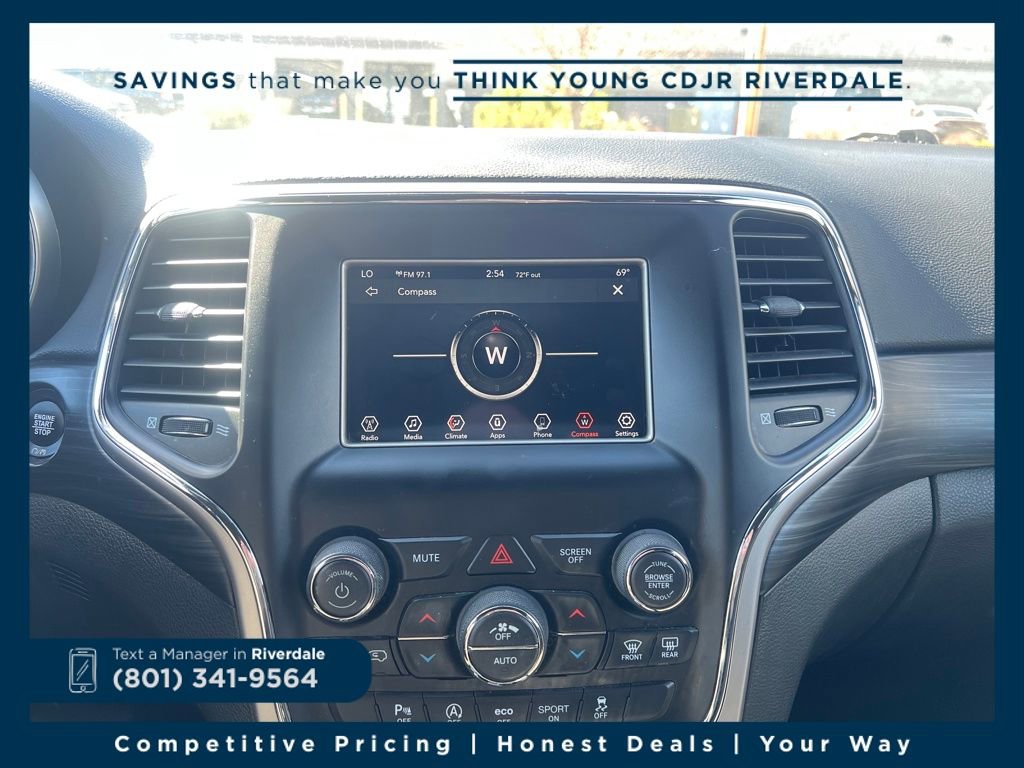 Used 2019 Jeep Grand Cherokee Laredo image 19