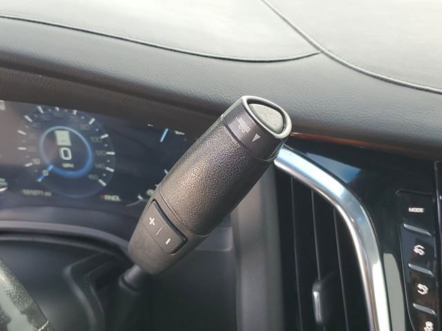 Used 2017 Cadillac Escalade Luxury image 16